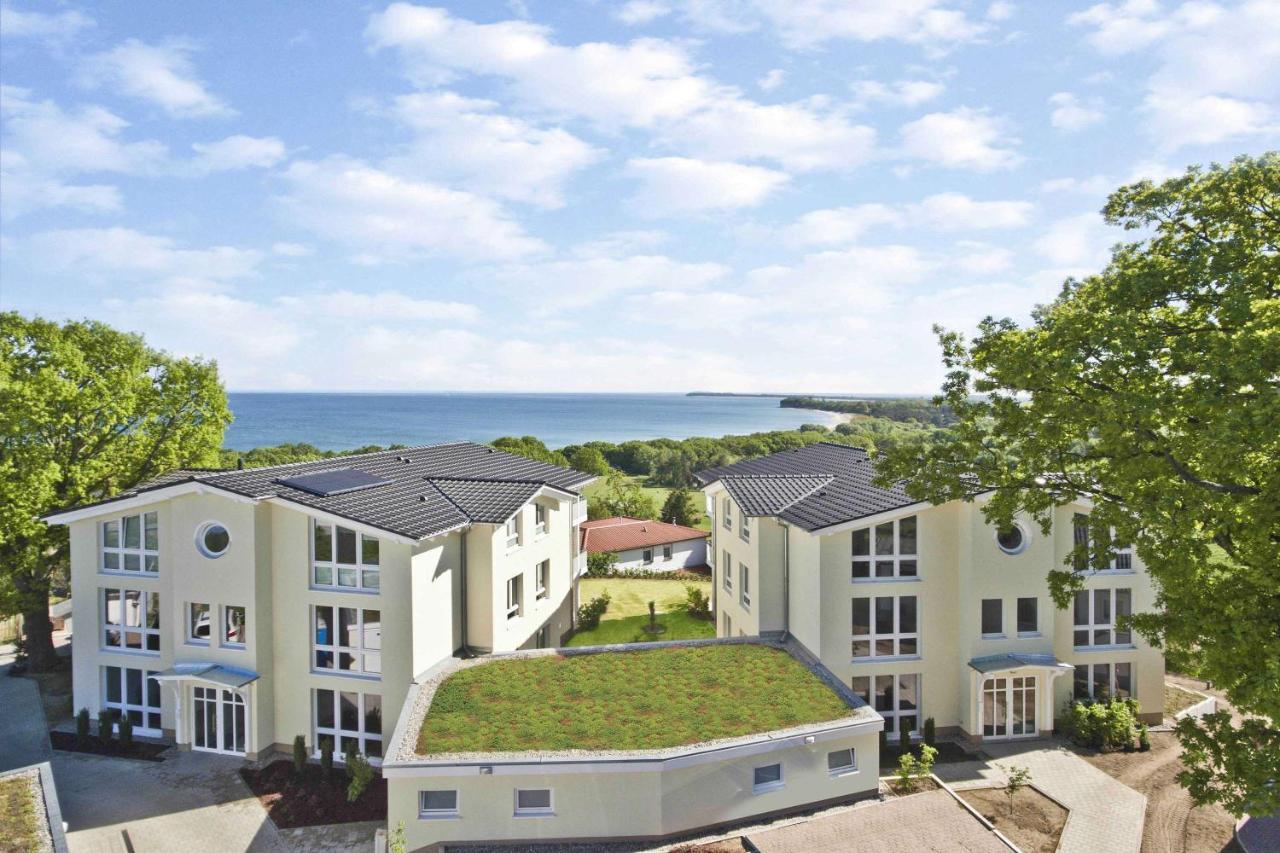 Mit Meerblick Und Balkon, Gratis Nutzung Vom Ahoi Erlebnisbad Und Sauna In Sellin - Meeresblick Fewo 33 غورين المظهر الخارجي الصورة